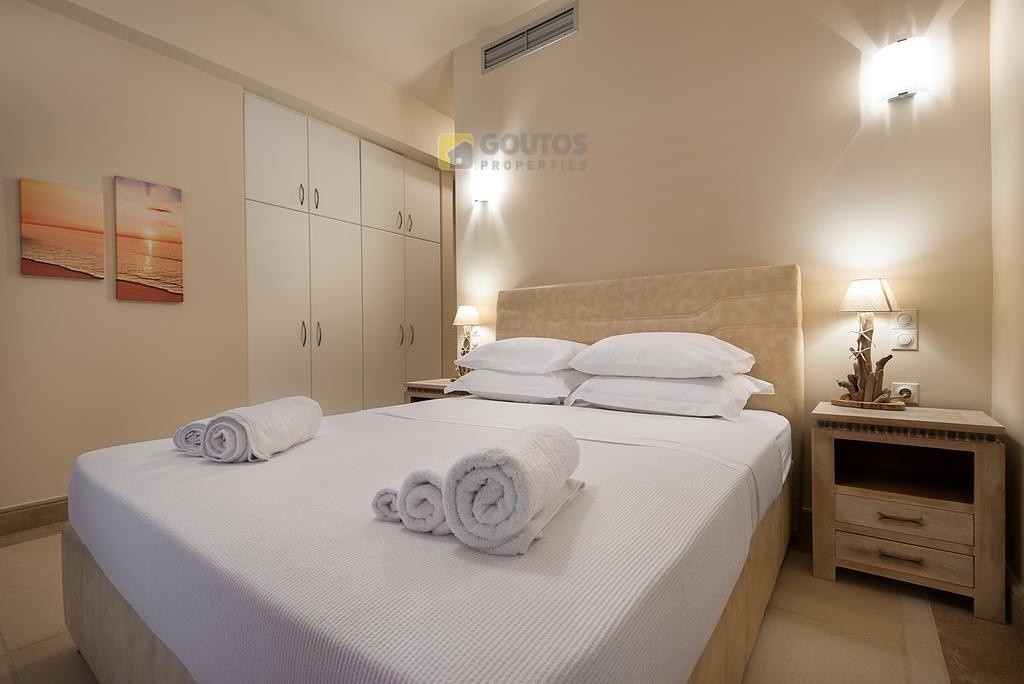 Βίλλα 300 τ.μ. προς πώληση, Πετροθάλασσα