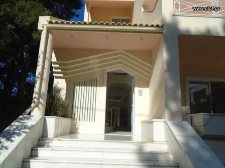 Βίλλα 650 τ.μ. πρός ενοικίαση, Αθήνα - Βόρεια Προάστια, Νέα Ερυθραία