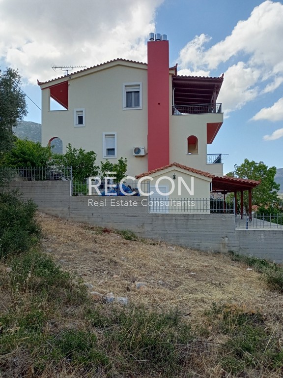 Μονοκατοικία 140 τ.μ. προς πώληση, Άγιοι Καρύστου