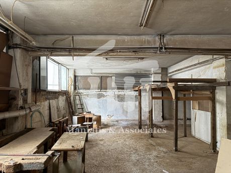 Warehouse 215sqm for sale-Freattida