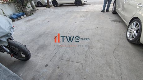 Store 128sqm for rent-Kolonos - Kolokinthous