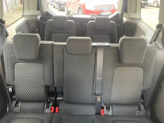 Ford Grand Tourneo 2020-thumb-9