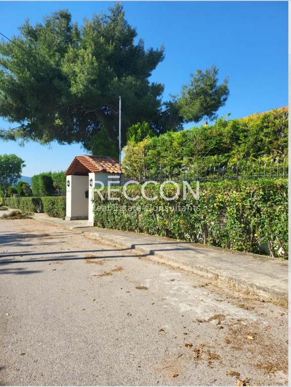 Βίλλα 365 τ.μ. πρός πώληση, Αθήνα - Βόρεια Προάστια, Κρυονέρι