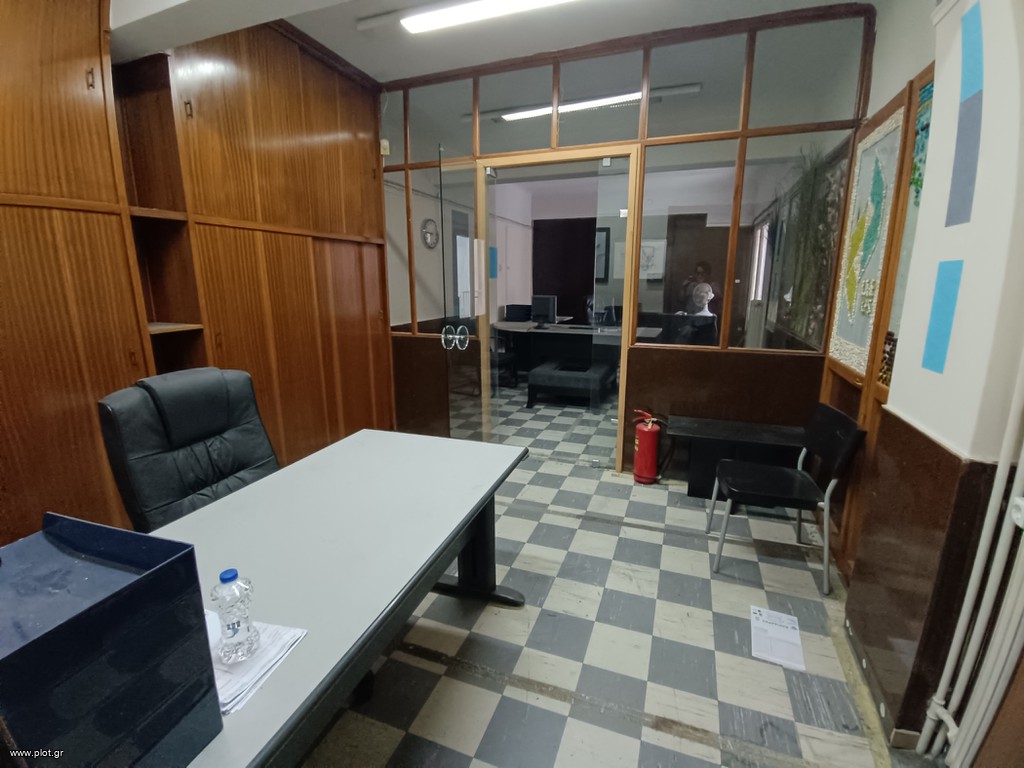 Γραφείο 200 τ.μ. πρός πώληση, Αθήνα - Κέντρο, Κέντρο