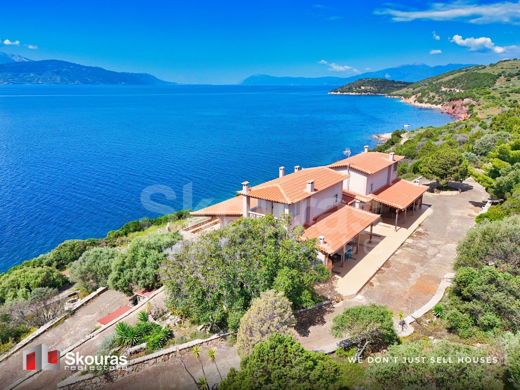 Μονοκατοικία 215 τ.μ. προς πώληση, Τριζόνια