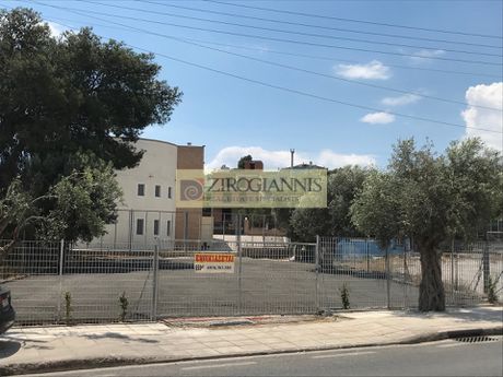 Οικόπεδο 650τ.μ. για ενοικίαση-Αρτέμιδα (λούτσα)