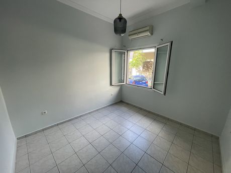 Διαμέρισμα 67τ.μ. για πώληση-Νίκαια