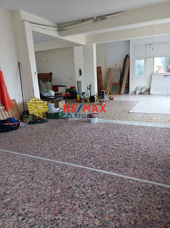 Κατάστημα 190 τ.μ. πρός ενοικίαση, Χαλκιδική, Μουδανιά