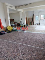 Κατάστημα 190 τ.μ. πρός ενοικίαση, Χαλκιδική, Μουδανιά-thumb-1