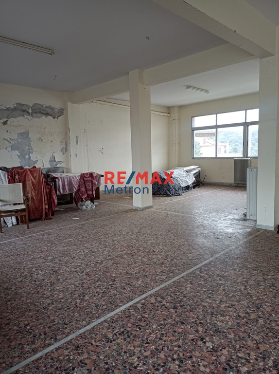 Κατάστημα 190 τ.μ. πρός ενοικίαση, Χαλκιδική, Μουδανιά