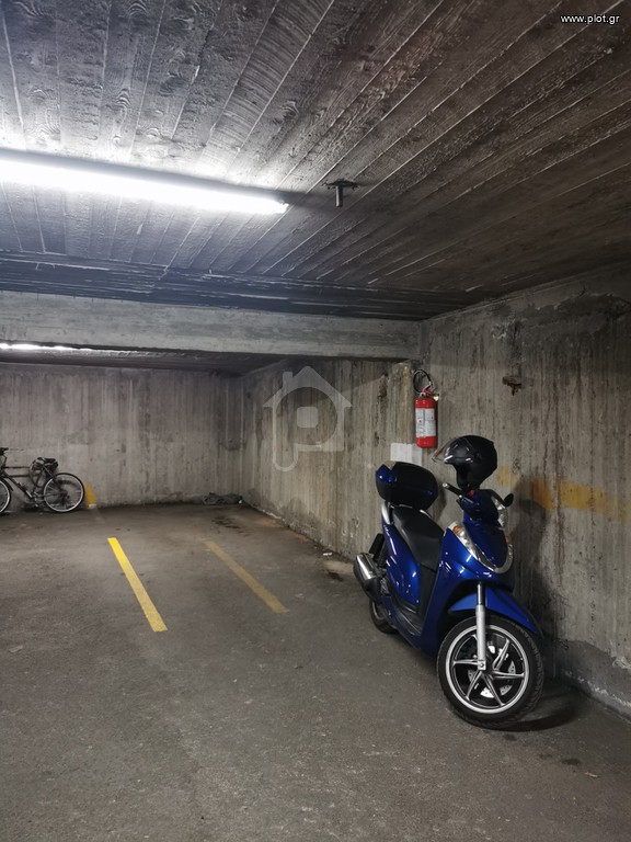 Parking 13 τ.μ. προς ενοικίαση, Τζιτζιφιές
