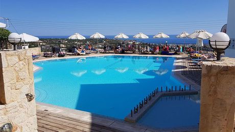 Hotel 800sqm for sale-Mallia » Stalida