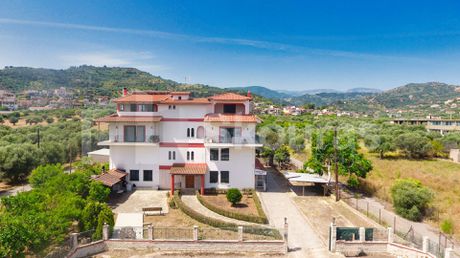 Διαμέρισμα 136τ.μ. για πώληση-Αιγιάλεια