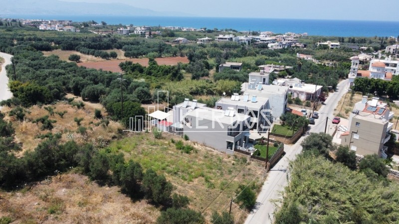 Οικόπεδο 665 τ.μ. προς πώληση, Παλαιό Γεράνι