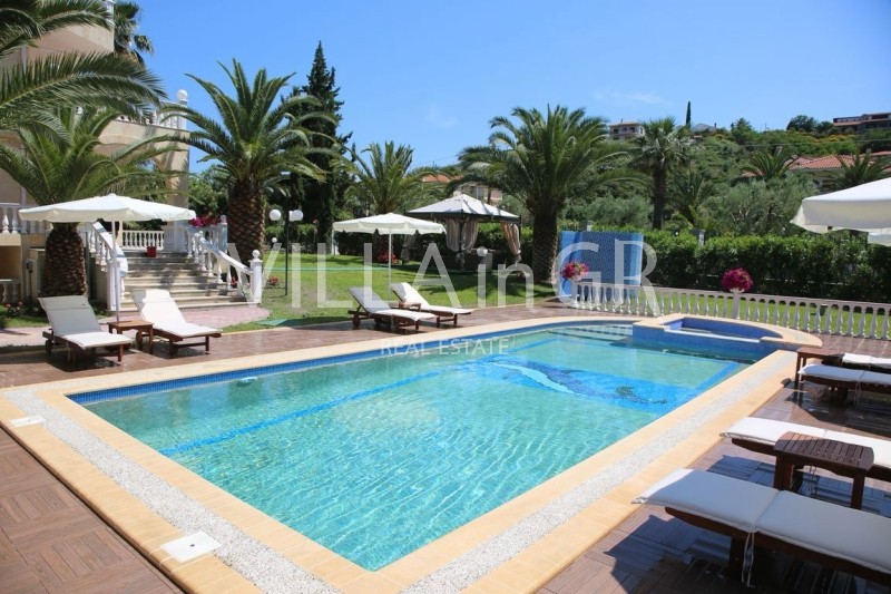 Βίλλα 2.500 τ.μ. πρός πώληση, Χαλκιδική, Παλλήνη