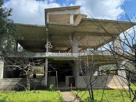 Μεζονέτα 345 τ.μ. για πώληση