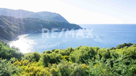 Parcel 7.444sqm for sale-Skiathos » Kalivia