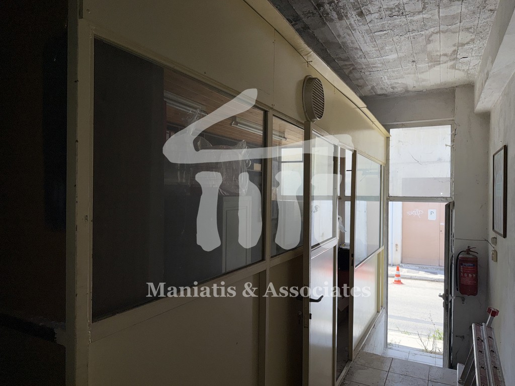 Αποθήκη 60 τ.μ. προς πώληση, Καμίνια