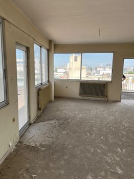 Επιχειρηματικό κτίριο 1.400 τ.μ. για πώληση