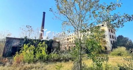 Βιομηχανικός χώρος 3.200τ.μ. για πώληση-Λιμάνι