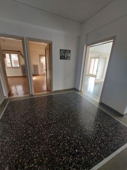 Apartment 90sqm for sale-Lamia » Center