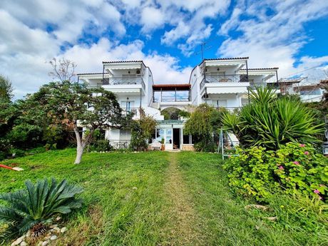 Hotel 430sqm for sale-Limni » Rovies