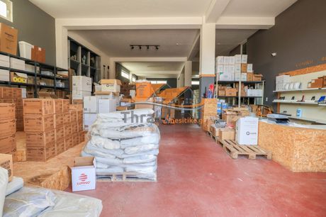 Επιχειρηματικό κτίριο 800τ.μ. για πώληση-Αλεξανδρούπολη » Κέντρο