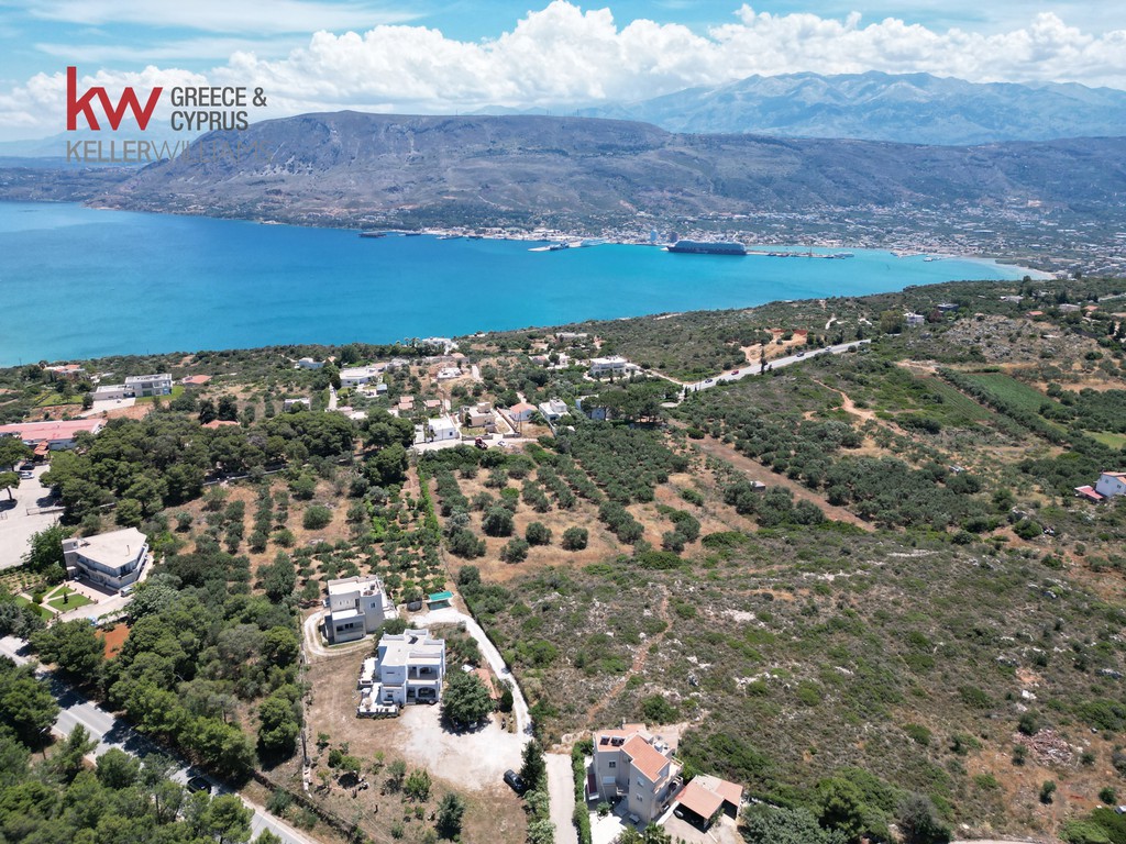 Οικόπεδο 4.228 τ.μ. προς πώληση, Κορακιές