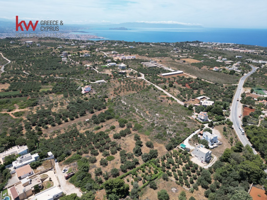 Οικόπεδο 4.228 τ.μ. προς πώληση, Κορακιές