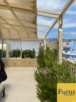 Maisonette 185sqm for rent-Glyfada