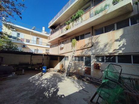 Βιοτεχνικός χώρος 1.100 τ.μ. για πώληση