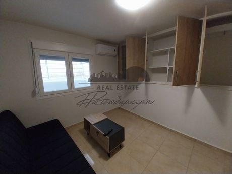 Studio 28sqm for rent-Volos » Analipsi
