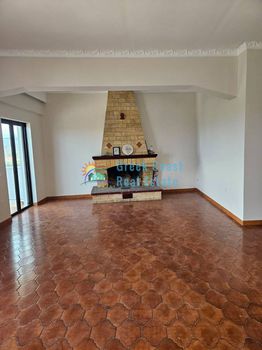 Apartment 130sqm for sale-Paralia » Mintilogli