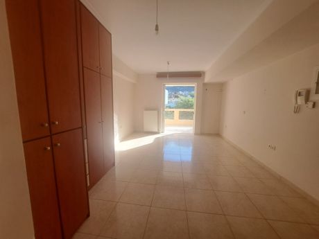 Studio 30sqm for sale-Agios Konstantinos » Center