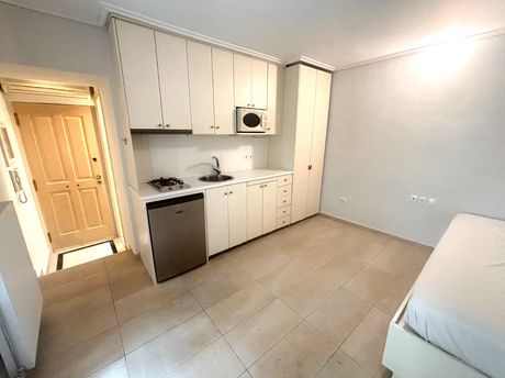 Studio / γκαρσονιέρα 30τ.μ. για ενοικίαση-Μετς - καλλιμάρμαρο