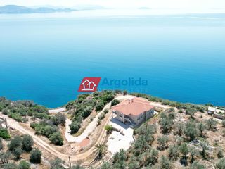 Συγκρότημα διαμερισμάτων 340 τ.μ. για πώληση