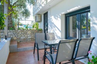 Ξενοδοχείο 400 τ.μ. για πώληση, Ν. Καβάλας, Θάσος-thumb-7