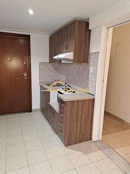 Studio 30sqm for rent-Mpotsari