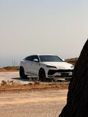 Lamborghini Urus 2022-thumb-3