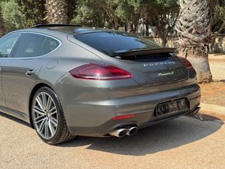 Porsche Panamera 2016 E-HYBRID-thumb-4