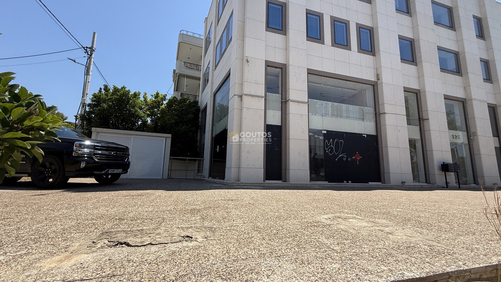 Κατάστημα 180 τ.μ. πρός ενοικίαση, Αθήνα - Νότια Προάστια, Γλυφάδα