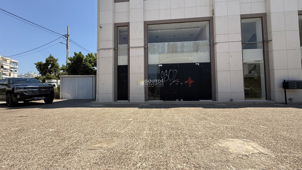 Κατάστημα 180 τ.μ. πρός ενοικίαση, Αθήνα - Νότια Προάστια, Γλυφάδα