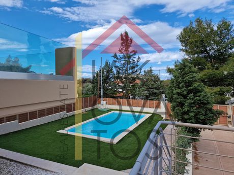 Μονοκατοικία 350τ.μ. για ενοικίαση-Παλαιά φώκαια