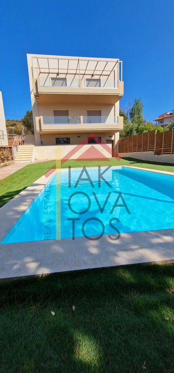 Μονοκατοικία 350 τ.μ. προς ενοικίαση, Παλαιά Φώκαια