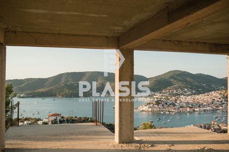 Maisonette 325sqm for sale-Trizina