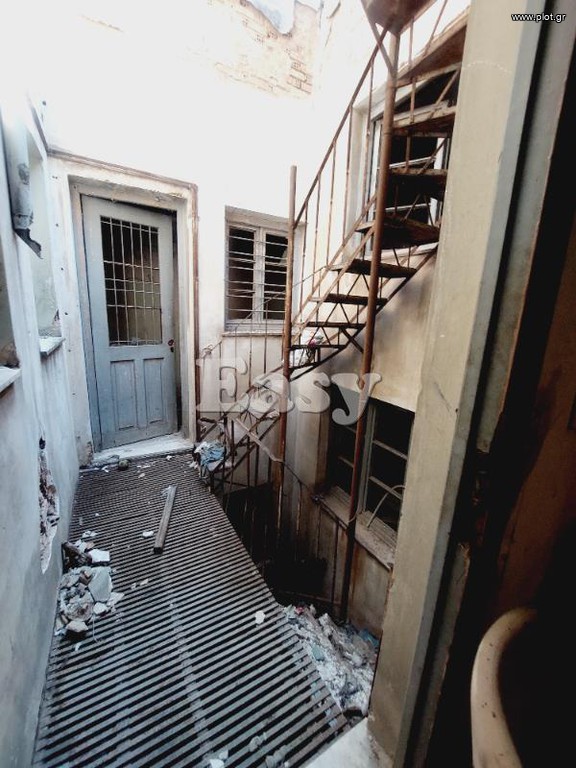 Επιχειρηματικό κτίριο 500 τ.μ. προς πώληση, Πλατεία Κυψέλης