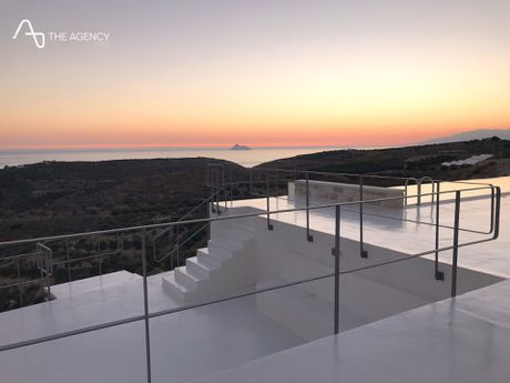 Βίλλα 366 τ.μ. για πώληση