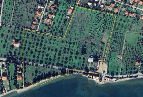Parcel 76.000sqm for sale-Eretria