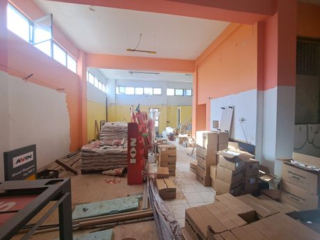 Store 100sqm for rent-Lamia » Center