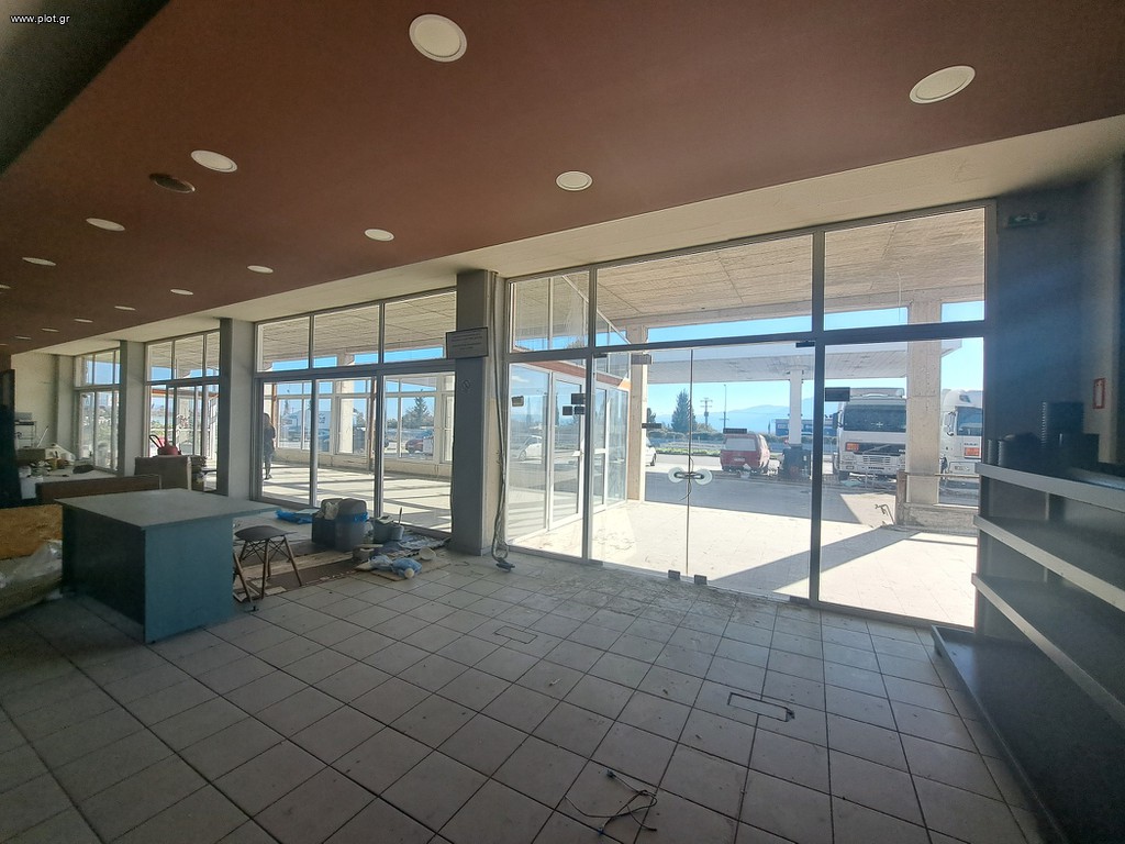 Business bulding 520 sqm for rent, Phthiotis, Stilida